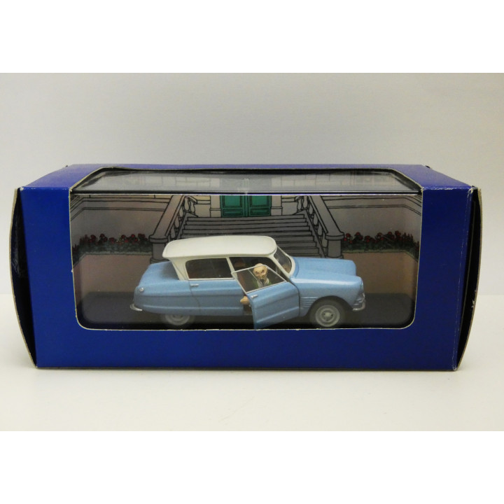Auto Tintin La Citroën Amico 6 del dottore