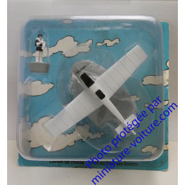 Il aereo da combattimento Tintin nella terra dei sovietici