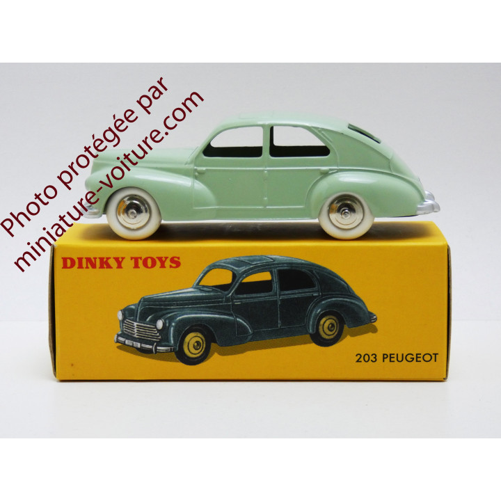 Dinky Toys Atlas Peugeot 203