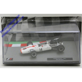 F1 Honda RA300 1967 John Surtees
