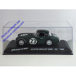 Miniaturauto IXO 24H von Le Mans Austin Healey 3000 1960