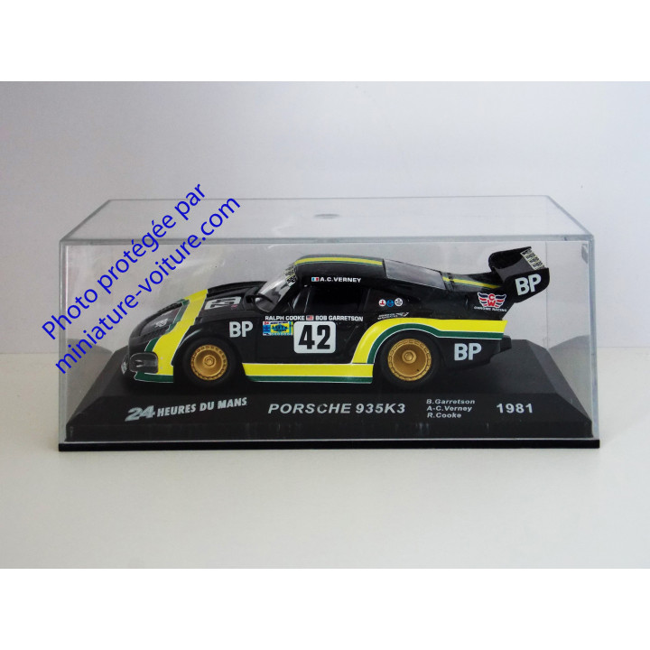 Miniaturauto IXO 24h von Le Mans PORSCHE 935K3 1981